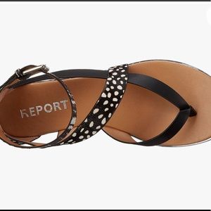 Report Conlan Flat Sandal